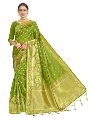 Green woven art silk saree with blouse 1