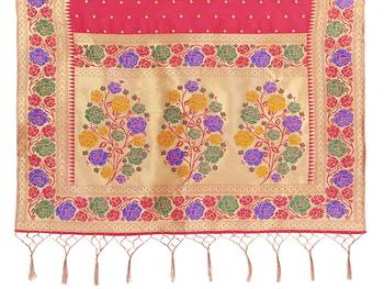 Pink woven art silk saree with blouse 4