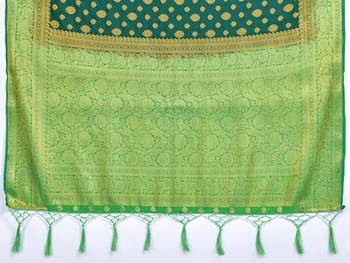 Dark green woven art silk saree with blouse 4