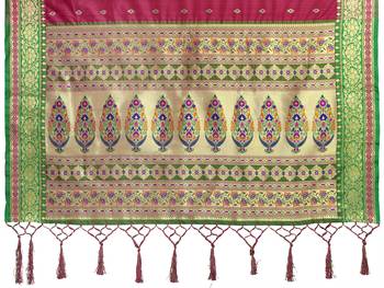 Pink woven art silk saree with blouse 4