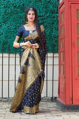 Blue woven banarasi silk saree with blouse 5