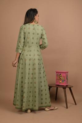 Green printed cotton long-kurtis 4