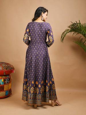 KAAJH Grey Gold Printed Rayon Anarkali Kurta 2