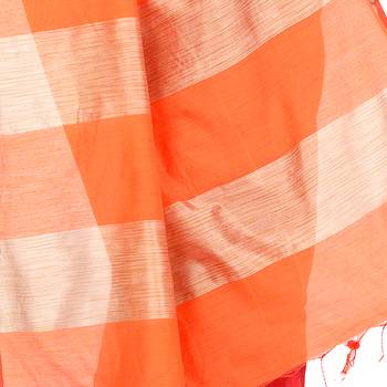 Orange hand woven cotton silk saree with blouse 4
