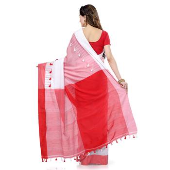 Red hand woven cotton saree with blouse 2