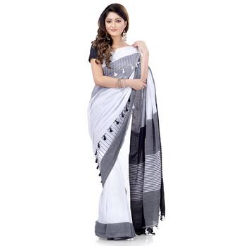 Black hand woven cotton saree with blouse 1