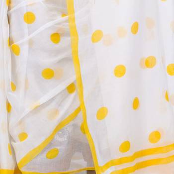 Yellow Printed Cotton Saree Without Blouse 4