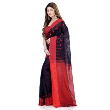 Red hand woven cotton saree with blouse 3
