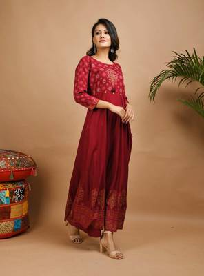 KAAJH Maroon Embellished Printed Rayon Anarkali Kurta 4