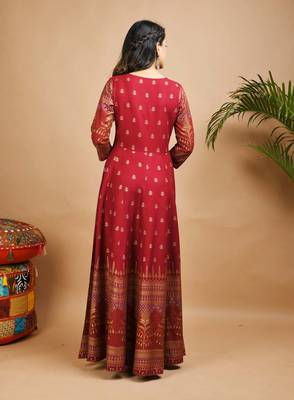 KAAJH Red Gold Printed Rayon Anarkali Kurta 3