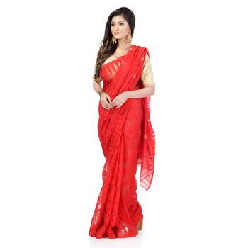 Red hand woven cotton saree  3