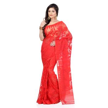 Red hand woven cotton saree  5