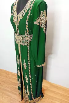 Bottle green Moroccan Kaftan with Sun-proof hijab