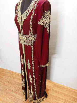 Maroon Moroccan Kaftan With Sun-proof hijab 2