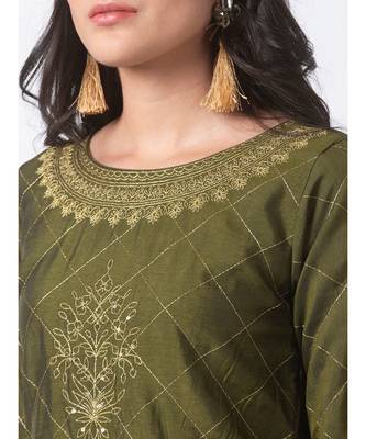 Nylangan Ecru Abha Style Kurta 4