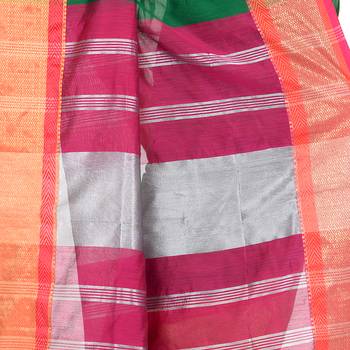 Green hand woven cotton silk saree with blouse 4