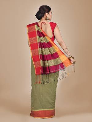Beige woven blended cotton saree with blouse 3