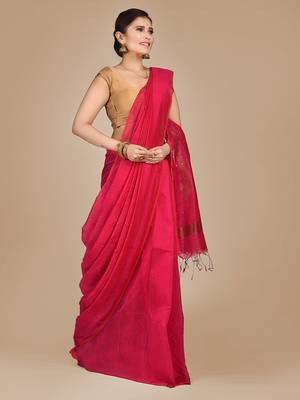 Rani pink woven blended cotton saree with blouse 2