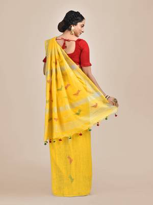 Yellow woven pure cotton saree with blouse 3
