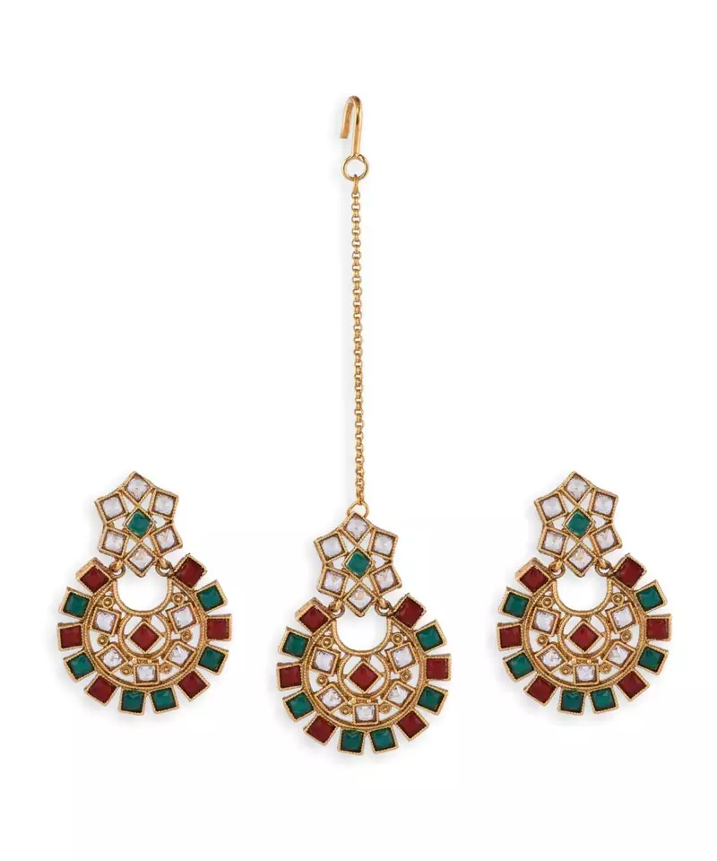 Multicolour Stone Studded Maang Tikka With Earring Set