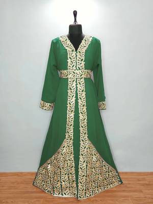 Bottle green Moroccan Kaftan with Sun-proof hijab 1