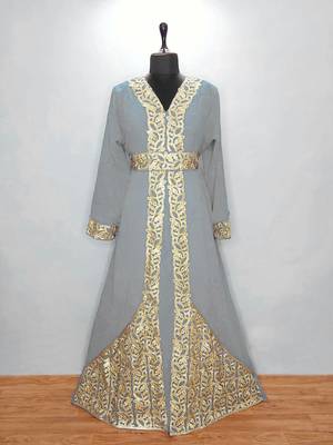 Gray Moroccan Kaftan With Sun-proof hijab 1