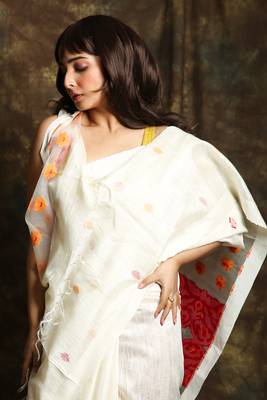 White woven pure matka silk saree with blouse 4