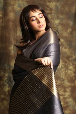 Charcoal woven tussar silk saree with blouse 4