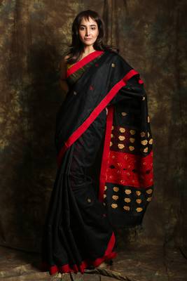 Black hand woven pure matka silk saree with blouse 1