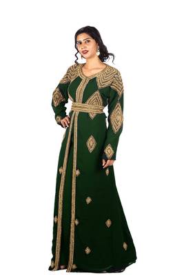 Bottle Green Diamond Design Moroccan Kaftan with Sun-proof hijab 3