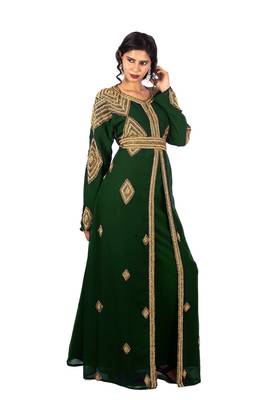 Bottle Green Diamond Design Moroccan Kaftan with Sun-proof hijab 4
