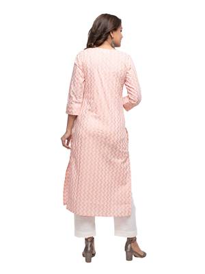 KAAJH Peach Zigzag Printed Cotton Kurta 2