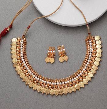 Gold pearl necklace-sets 1