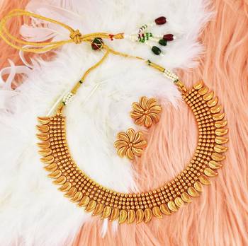 Gold necklace-sets 1