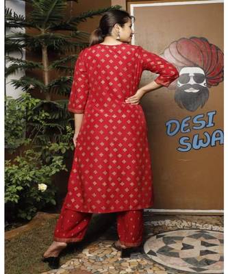 Maroon  Women's  Rayon Gold Printed  Kurti Palazzo Set 3
