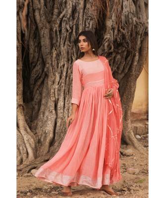 linen cotton gown with chiffon dupatta alongwith hand gota work on dupattas 3