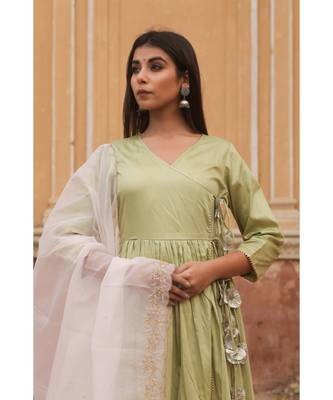 pure jaam silk gown in angrakha style along with pure organza dupatta with complete hand work 5