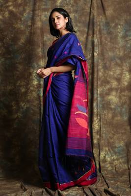 Navy blue woven bengal handloom saree with blouse 2