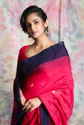Pink woven bengal handloom saree with blouse 4