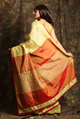Golden woven tissue saree with blouse 3