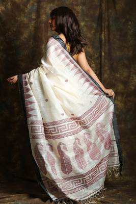 White woven matka silk saree with blouse 3