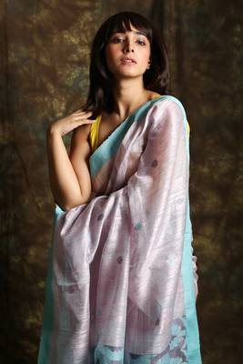 White woven matka silk saree with blouse 4