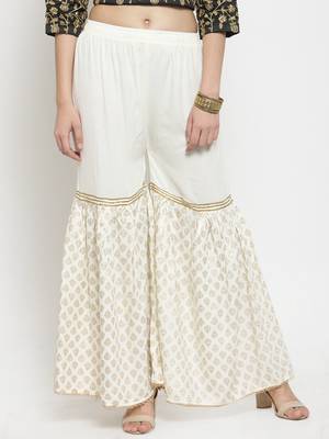 Off-white printed rayon palazzo-pants 1