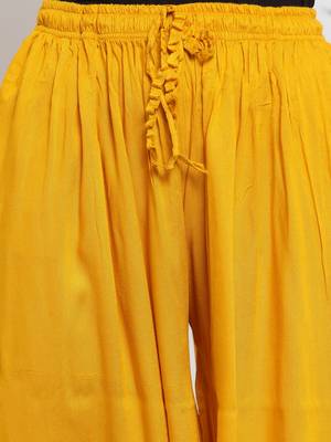 Mustard embroidered rayon palazzo-pants 5