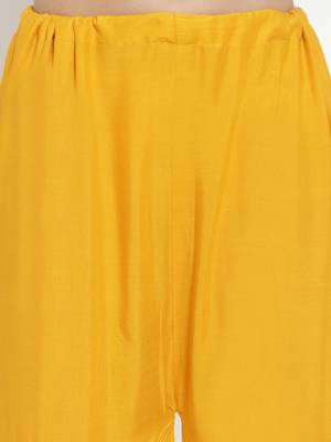 Mustard plain rayon palazzo-pants 5