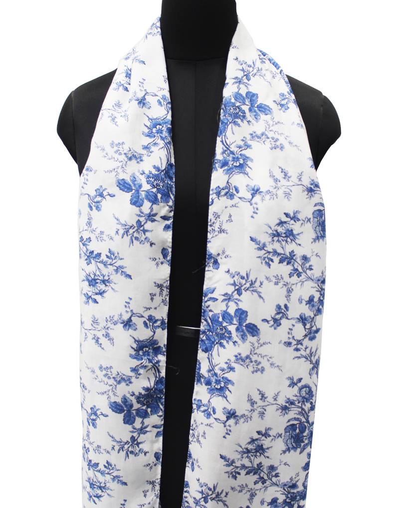 DesiButik Trends Beautiful Muslin Fabric White  Printed women scarf/Stoles With Tassels
