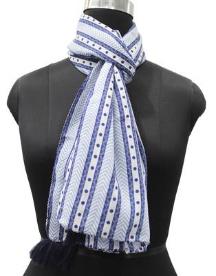 DesiButik Trends Stunning Muslin Fabric Multicolor Printed women scarf/Stoles With Tassels 2