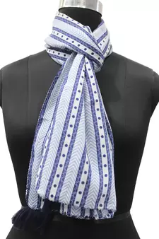 DesiButik Trends Stunning Muslin Fabric Multicolor Printed women scarf/Stoles With Tassels