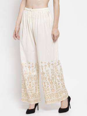 Cream printed rayon palazzo-pants 3