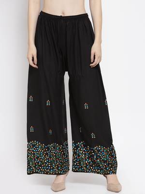Black printed rayon palazzo-pants 1